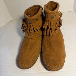 Minnetonka 2 Layer Brown Suede Fringe Ankle Boots 9